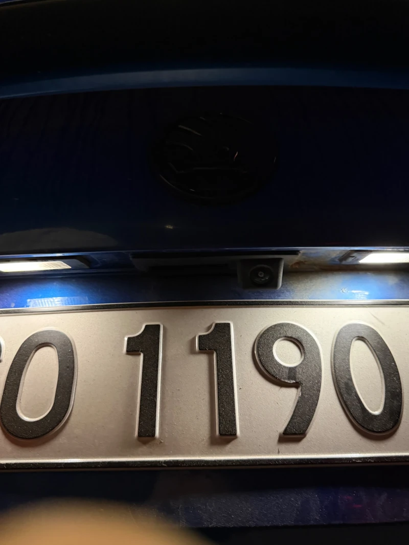 Skoda Octavia VRS 2.0TDI, снимка 13 - Автомобили и джипове - 52433888