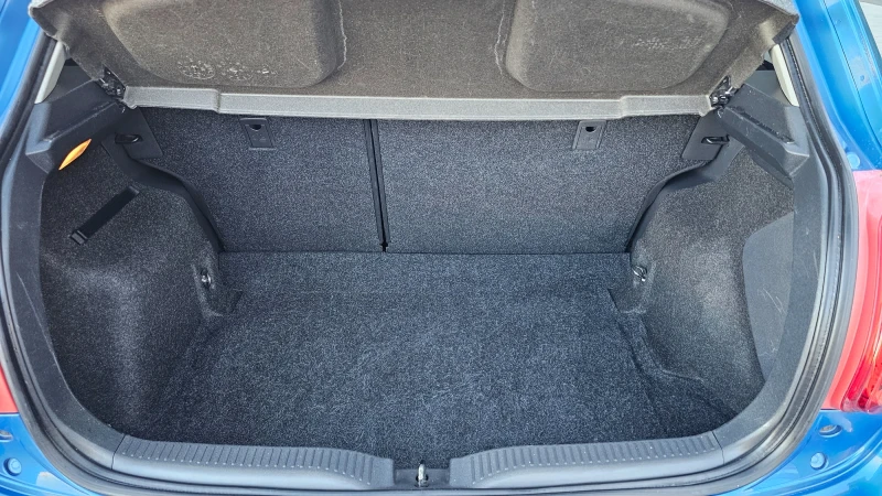 Toyota Auris Edition/1.6 Valvematic 132k.c/Euro 5/Facelift, снимка 16 - Автомобили и джипове - 52526693