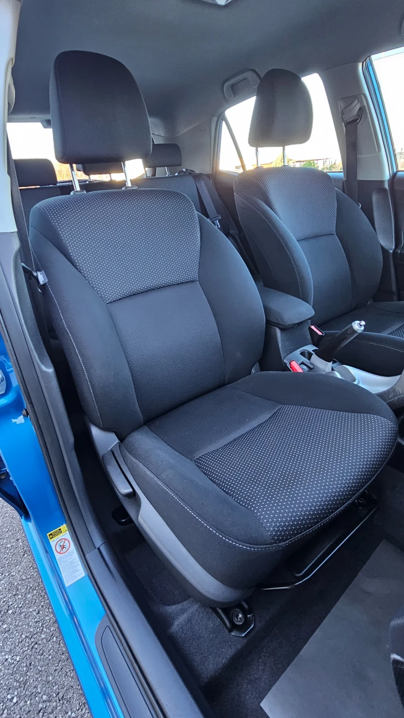 Toyota Auris Edition/1.6 Valvematic 132k.c/Euro 5/Facelift, снимка 14 - Автомобили и джипове - 52526693