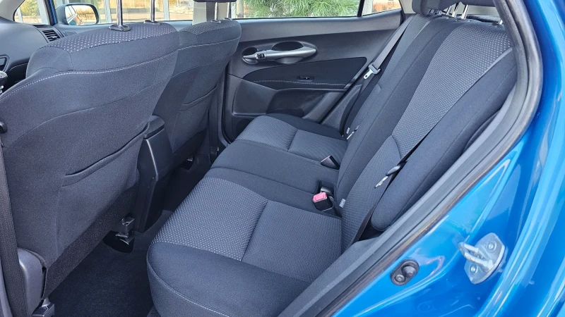 Toyota Auris Edition/1.6 Valvematic 132k.c/Euro 5/Facelift, снимка 15 - Автомобили и джипове - 52526693