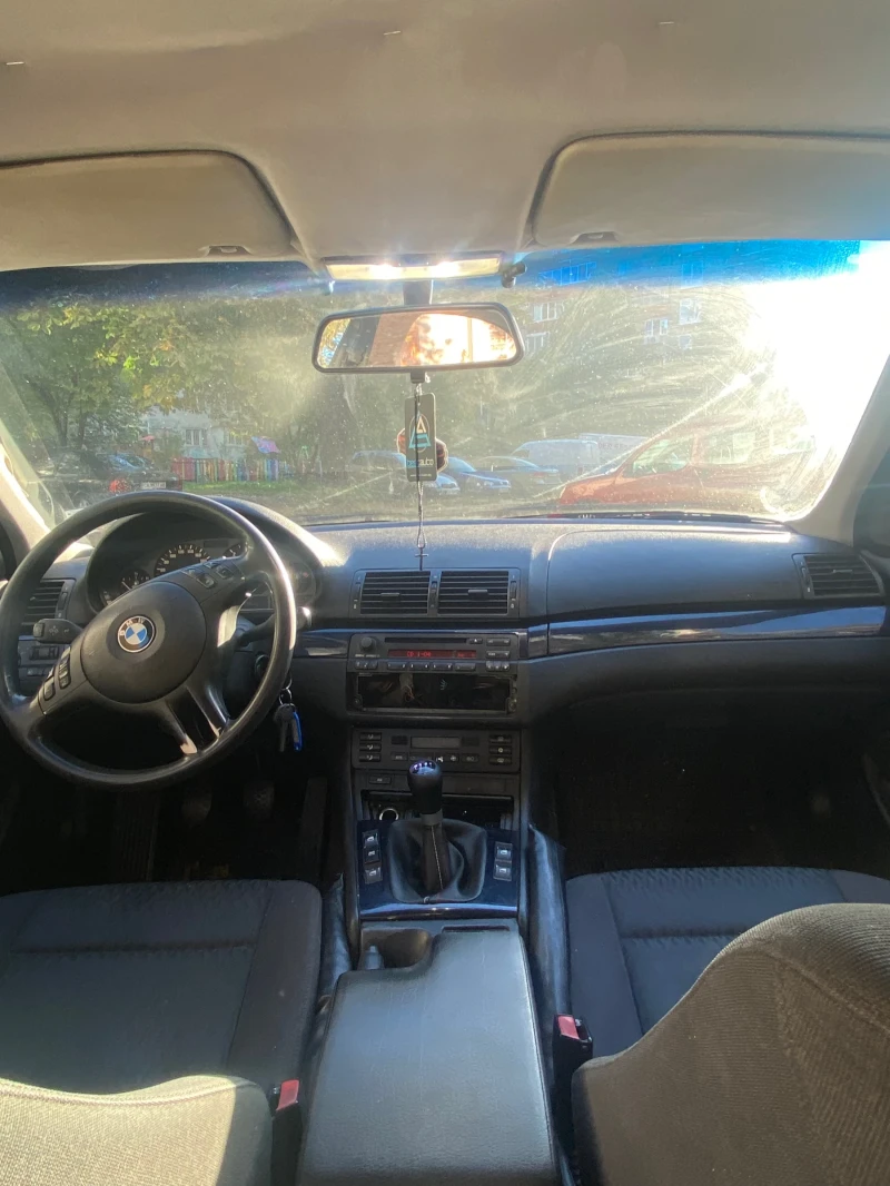 BMW 320, снимка 9 - Автомобили и джипове - 52611600