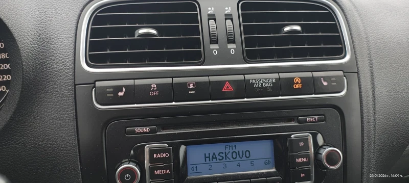 VW Polo, снимка 7 - Автомобили и джипове - 53237926