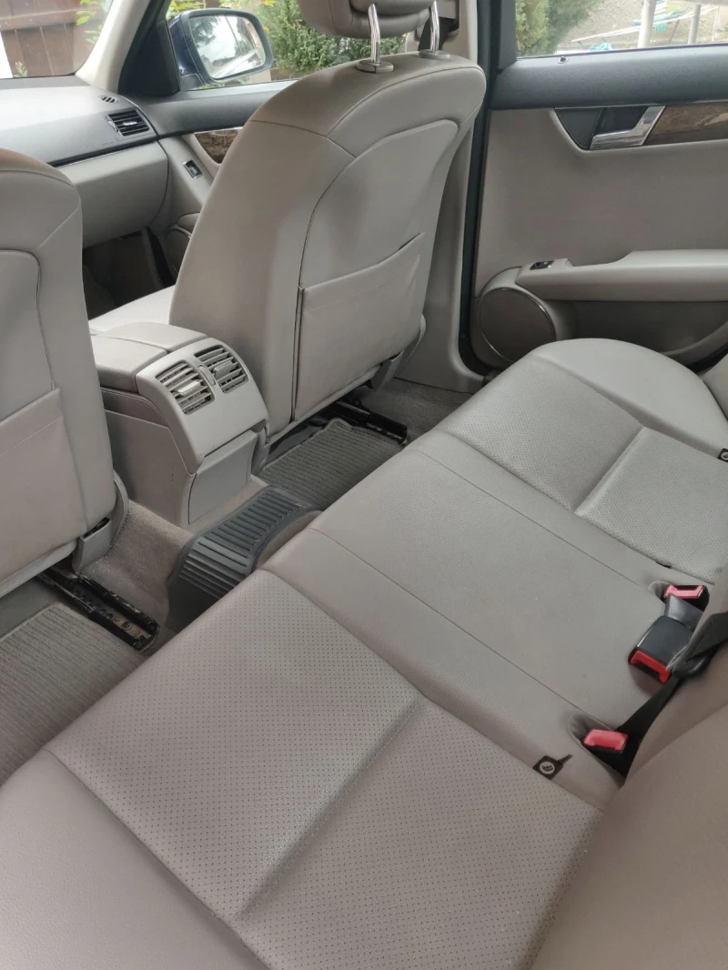 Mercedes-Benz C 220 2, 2CDI, снимка 7 - Автомобили и джипове - 53483818