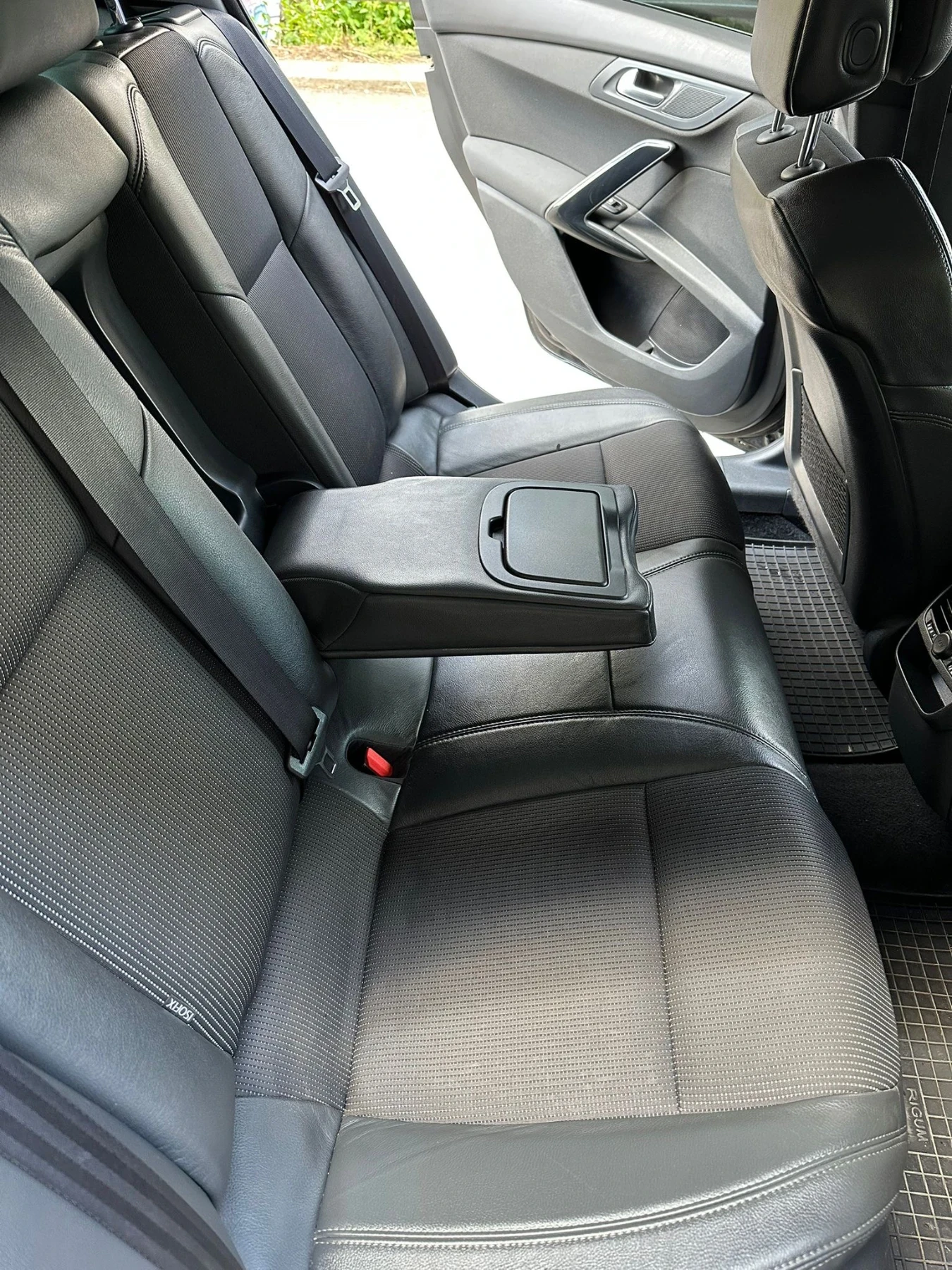 Peugeot 508 2.0 HDI - изображение 9