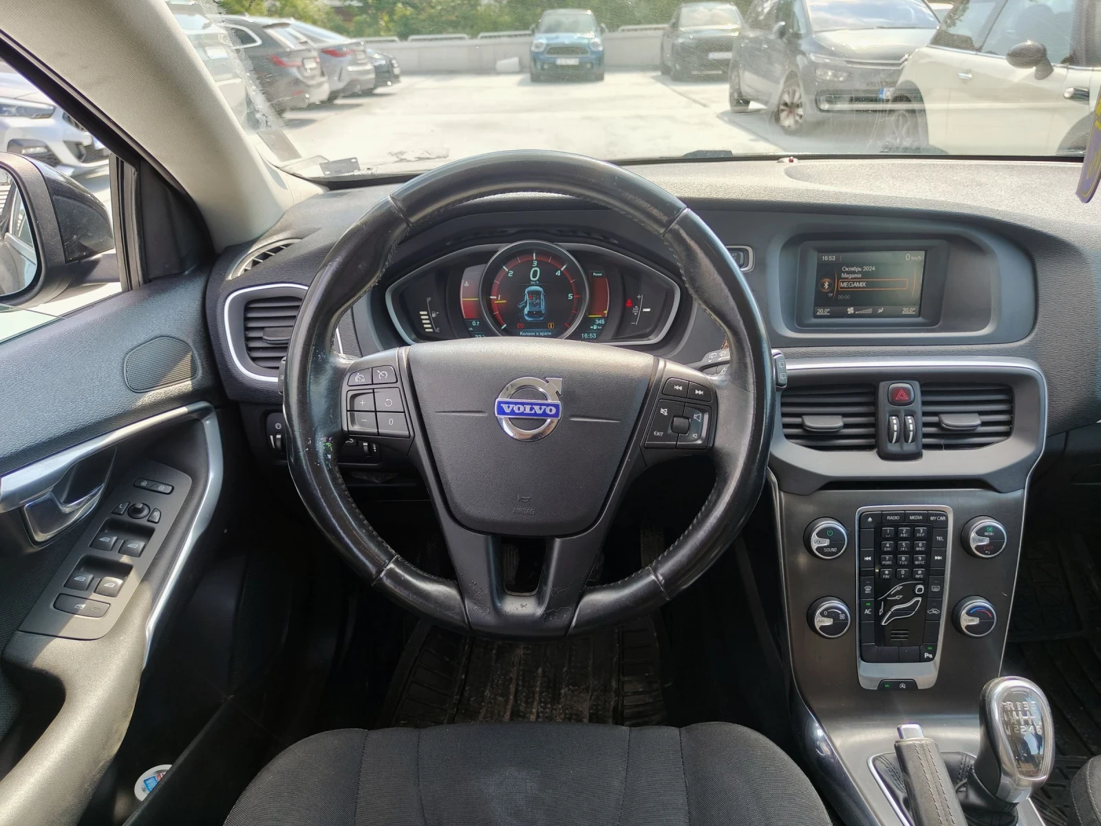 Volvo V40 D2 1.6 - изображение 9
