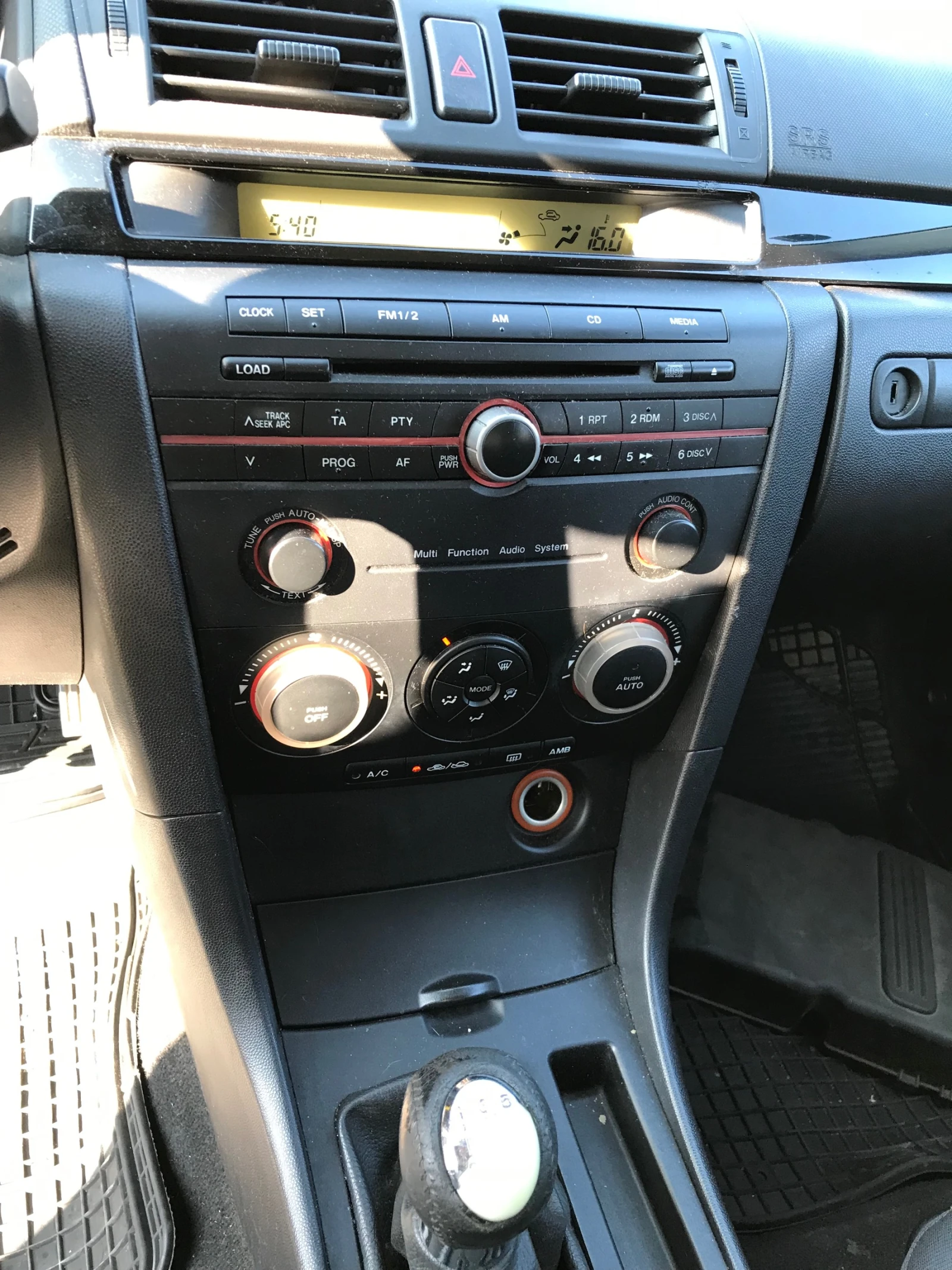 Mazda 3 1, 6hdi., снимка 13 - Автомобили и джипове - 51154559