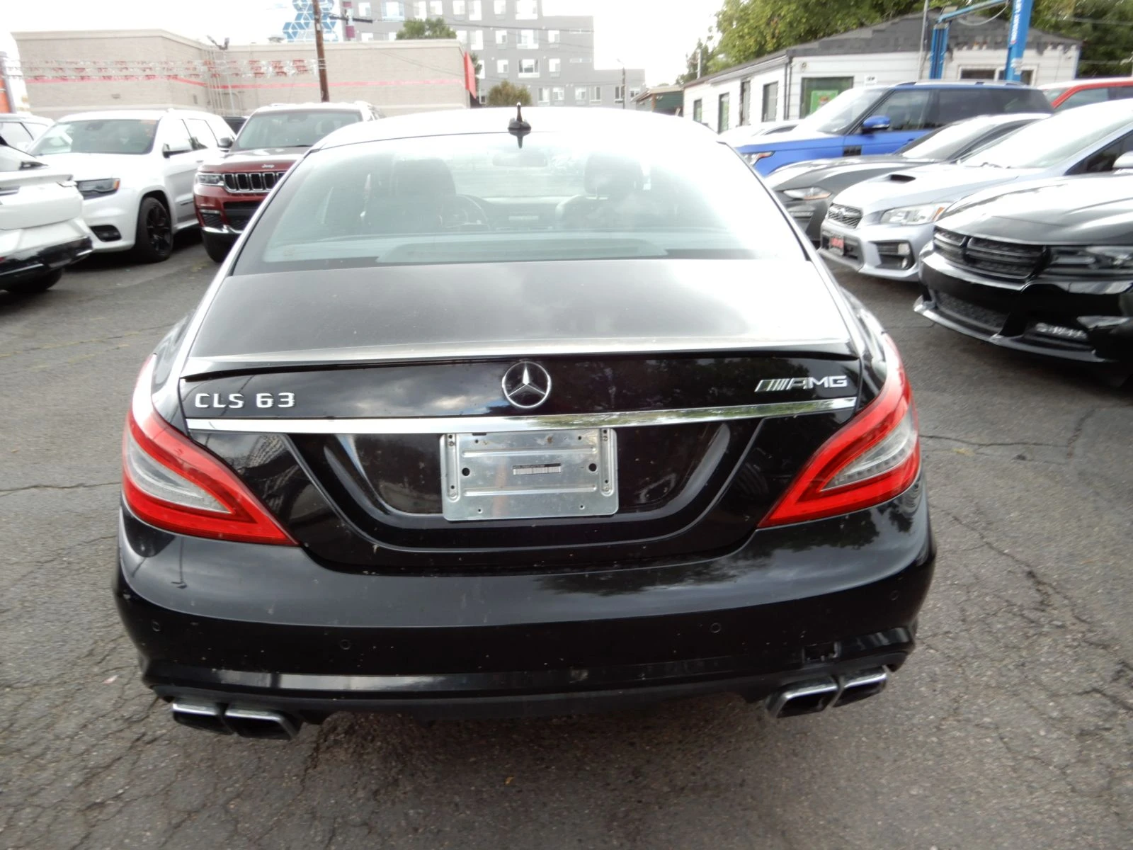 Mercedes-Benz CLS 63 AMG CARBON CERAMIC* HARMAN* ОБДУХ* LANE ASSIST* PERFRO - изображение 4