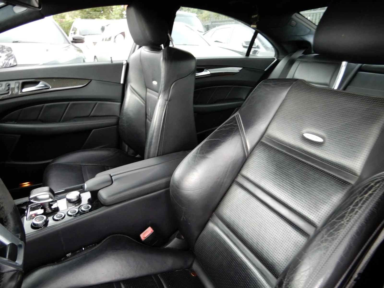 Mercedes-Benz CLS 63 AMG CARBON CERAMIC* HARMAN* ОБДУХ* LANE ASSIST* PERFRO - изображение 9