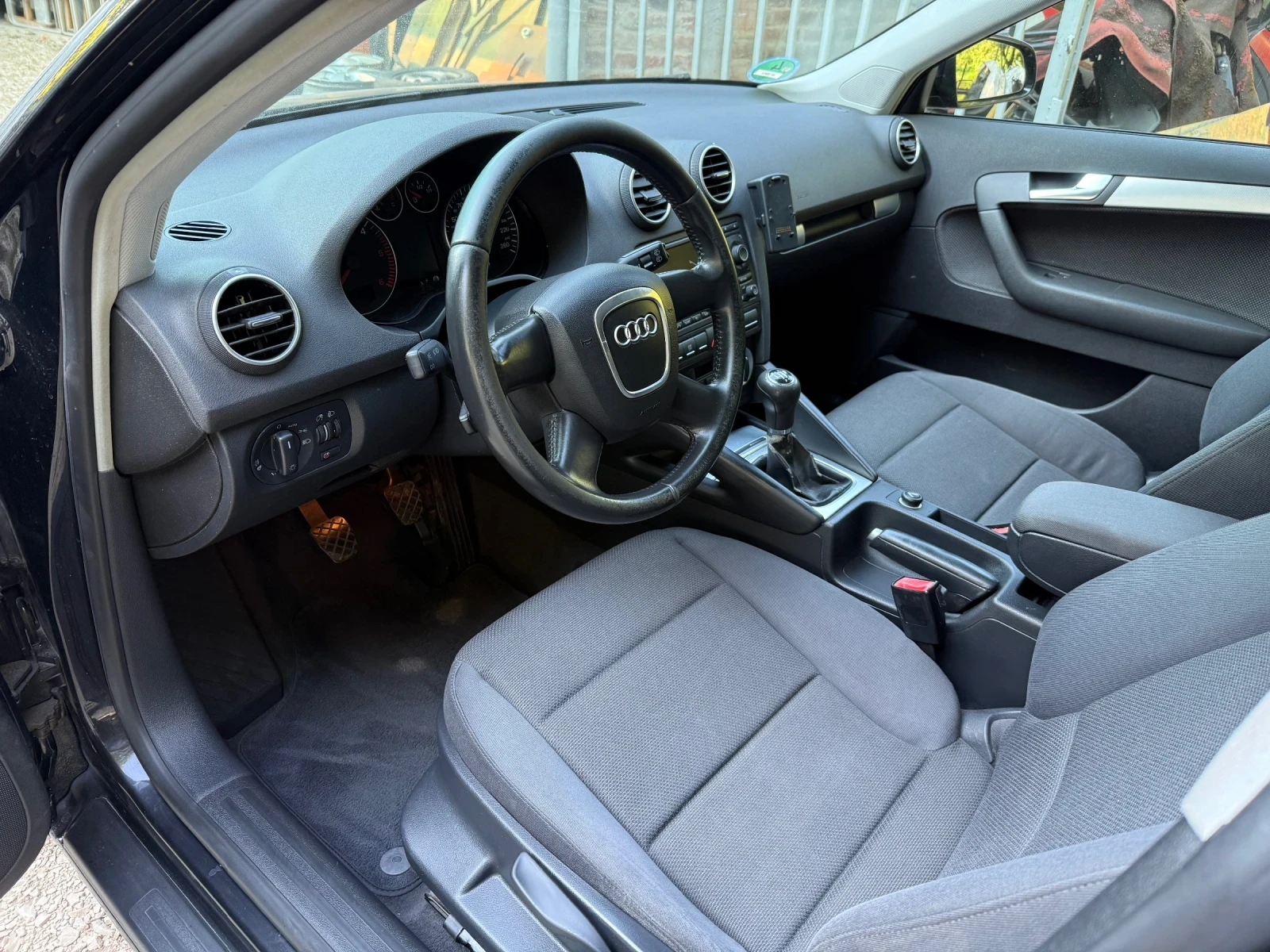 Audi A3 1.9TDI 105 Navi - изображение 6