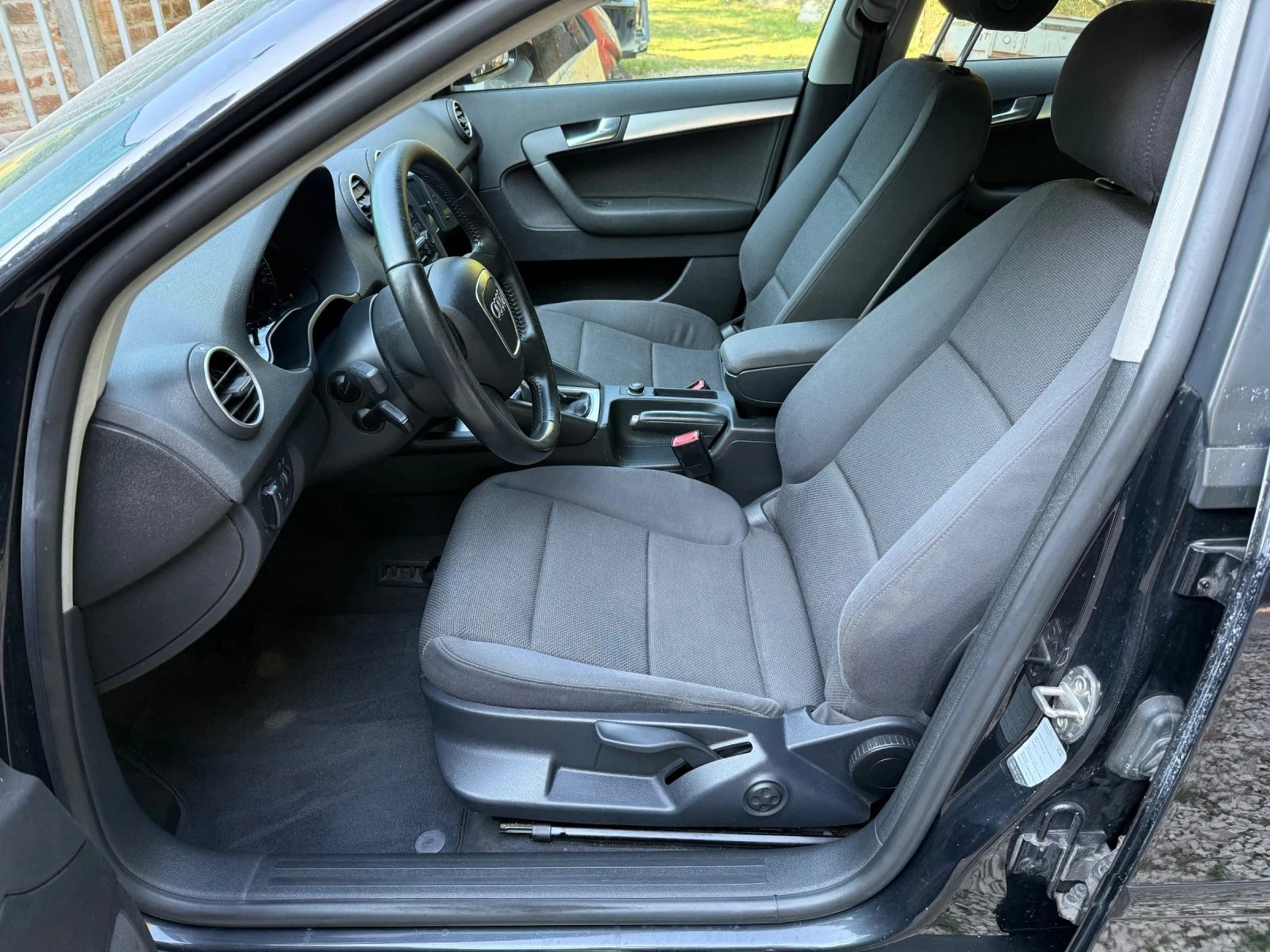 Audi A3 1.9TDI 105 Navi - изображение 7