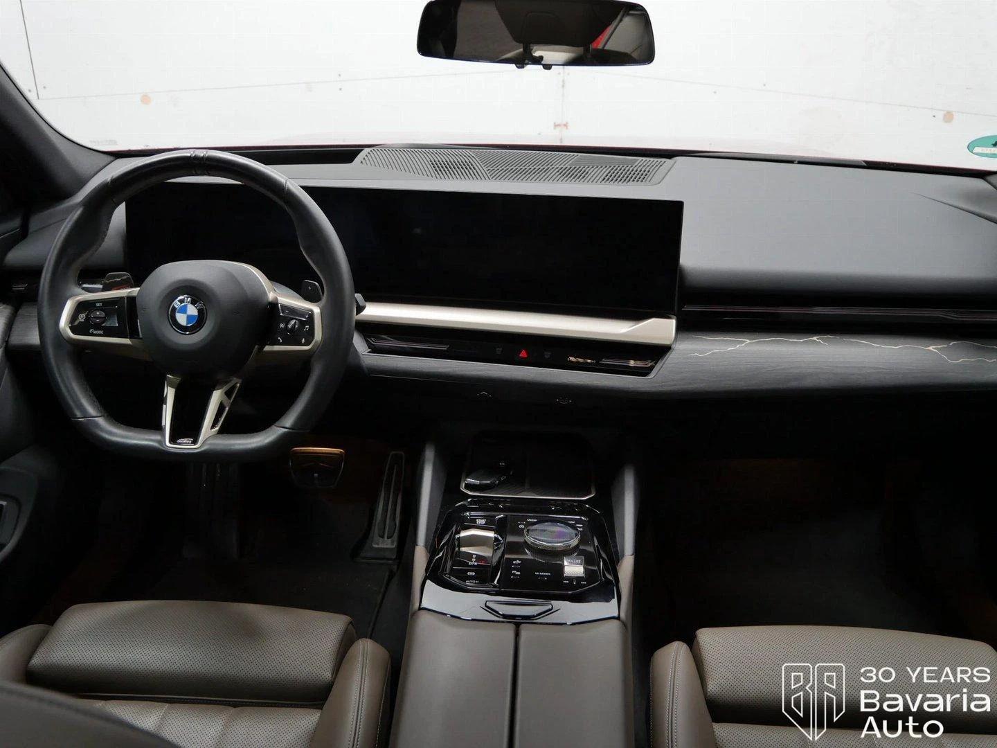 BMW 520 d Touring M Sport Paket Steptronic | Mobile.bg   6