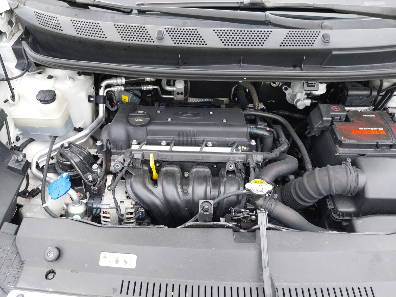 Hyundai Ix20 IX20 1.4 i// blue//.������� euro5B | Mobile.bg � ����������� 13