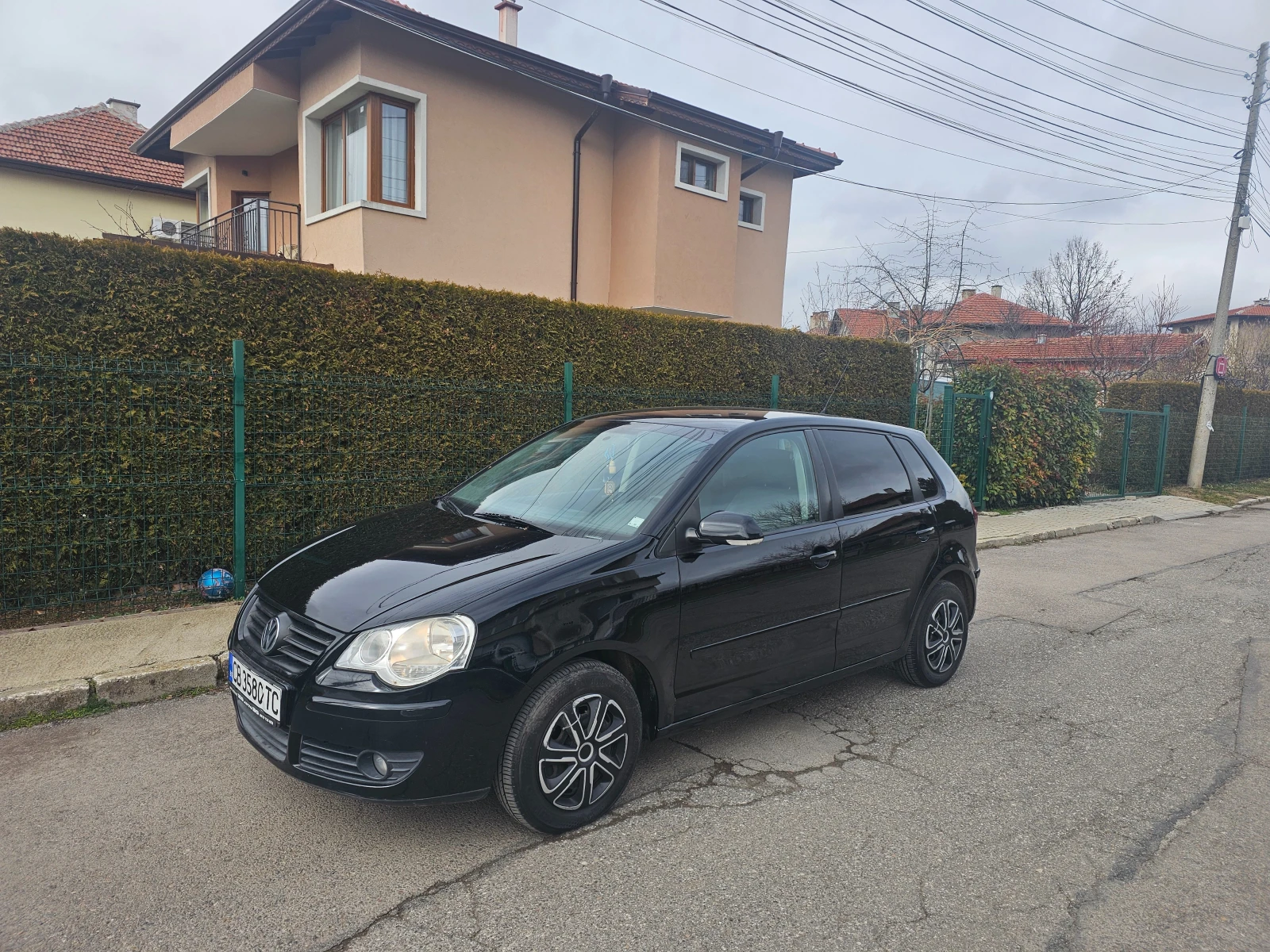 VW Polo Гаражно-климатр , снимка 2 - Автомобили и джипове - 53761512