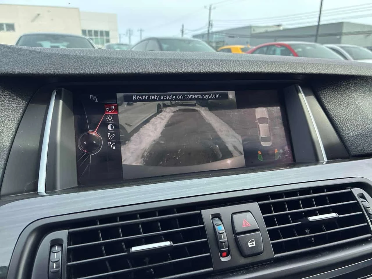 BMW 535 xDrive /CAMERA/HEAD UP / HARMAN KARDON , снимка 15 - Автомобили и джипове - 53984740