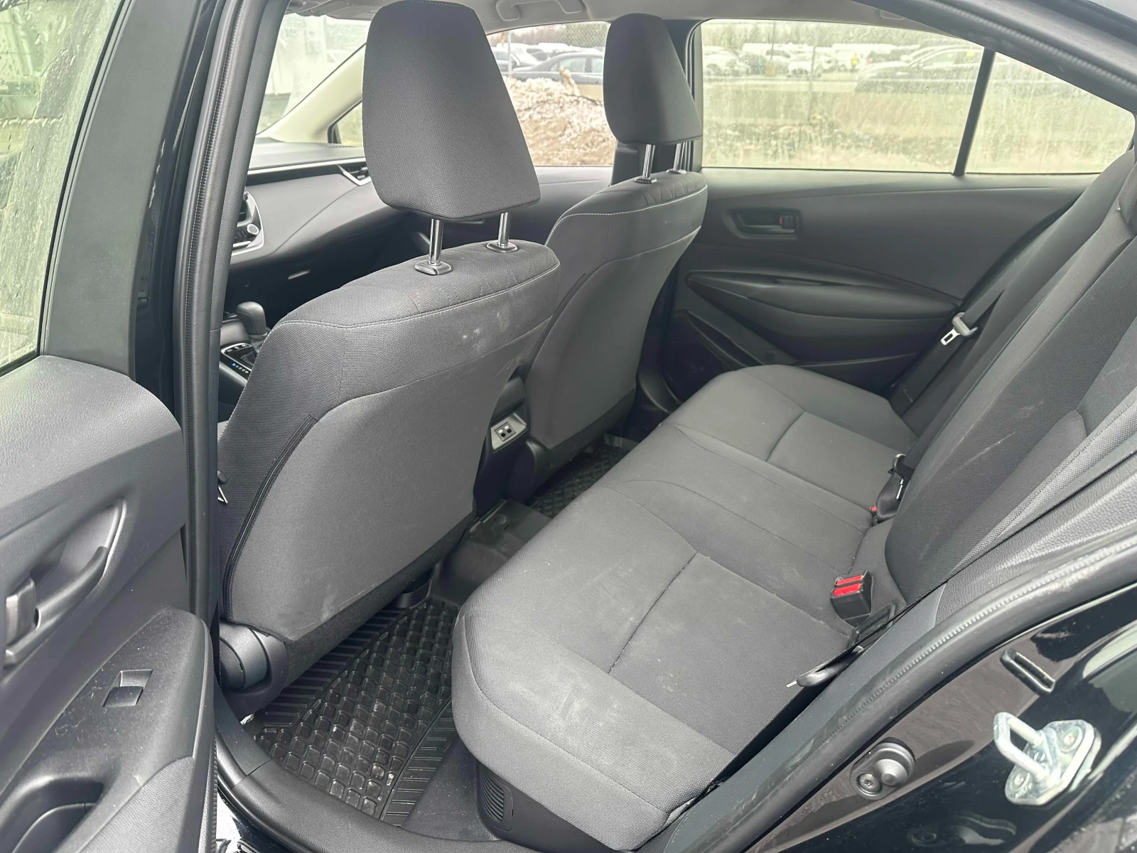 Toyota Corolla Hybrid LE * * CARFAX * * ���� ������ * *  | Mobile.bg � ����������� 7