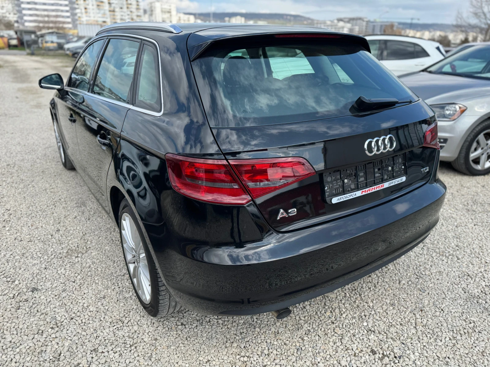 Audi A3 1.6 TDI , снимка 5 - Автомобили и джипове - 54045441