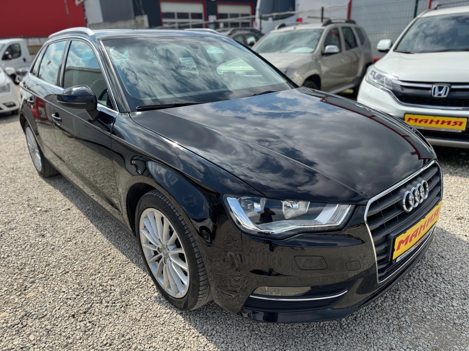 Audi A3 1.6 TDI , снимка 3 - Автомобили и джипове - 54045441
