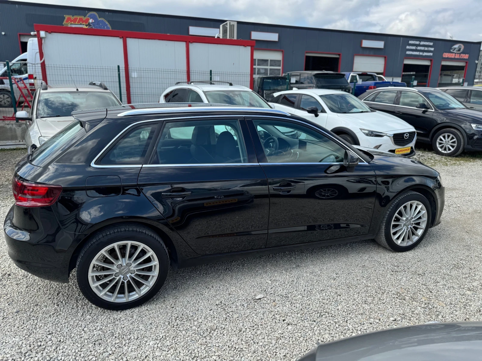 Audi A3 1.6 TDI , снимка 7 - Автомобили и джипове - 54045441