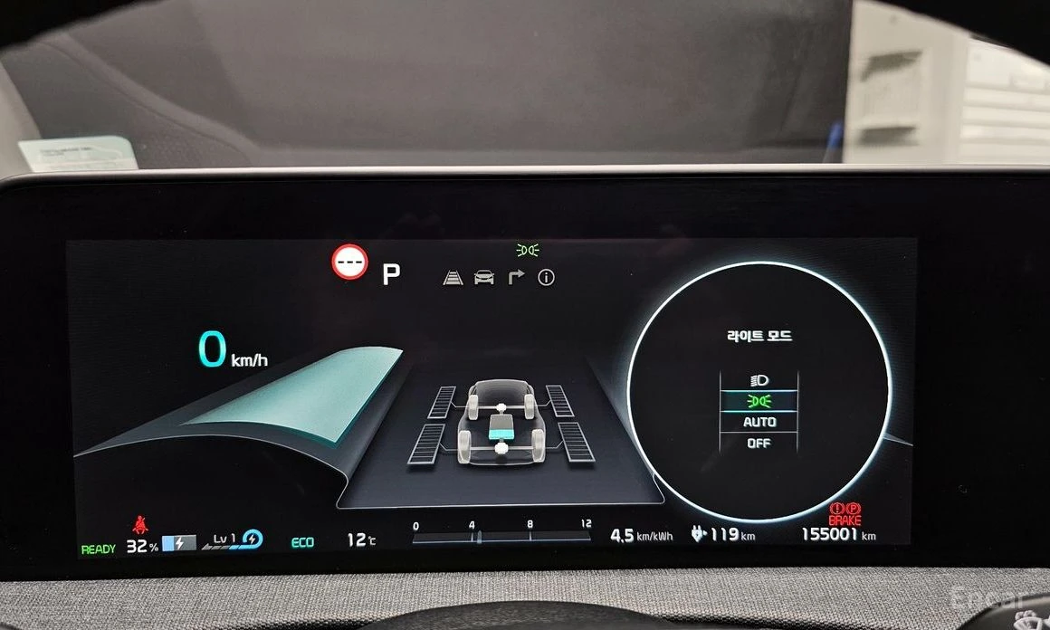 Kia EV6 * AWD* КАМЕРИ* 360* LANE* ASSIST* ПОДГРЕВ* , снимка 10 - Автомобили и джипове - 54214937