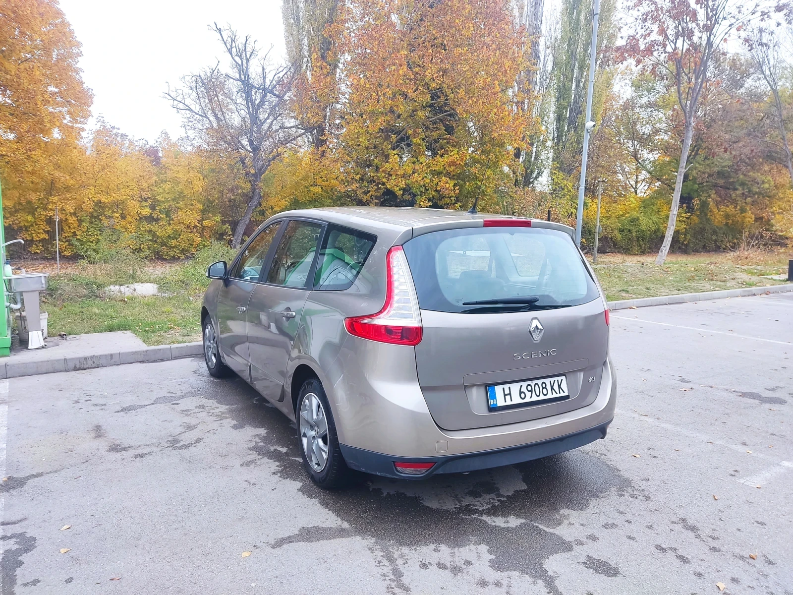 Renault Grand scenic, снимка 4 - Автомобили и джипове - 54360408
