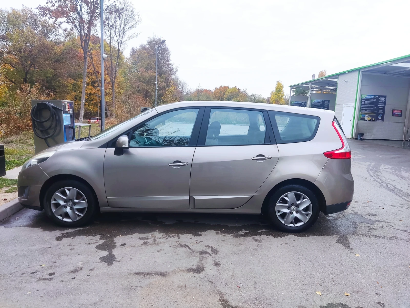Renault Grand scenic, снимка 5 - Автомобили и джипове - 54360408