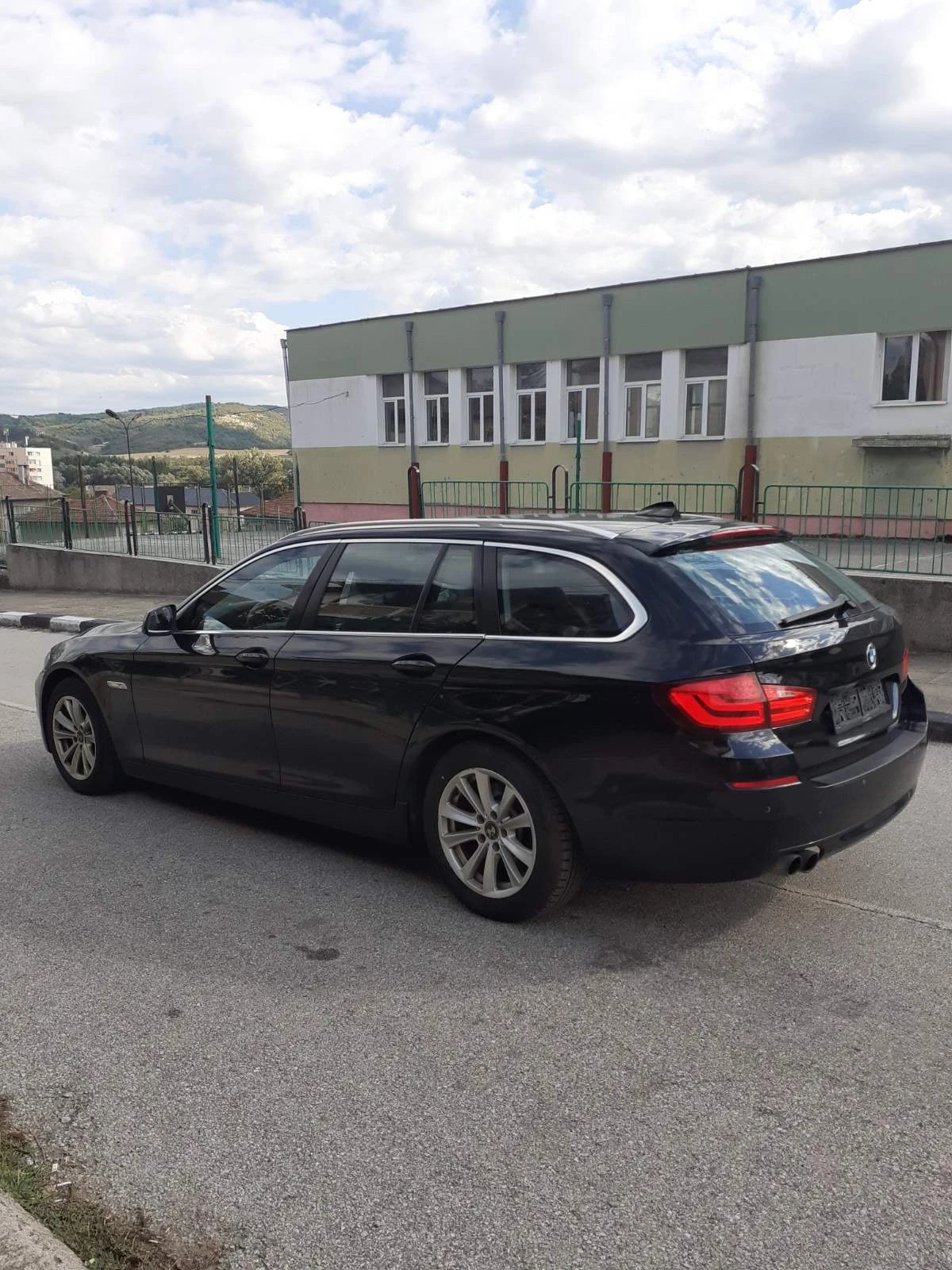 BMW 520, снимка 5 - Автомобили и джипове - 54640302