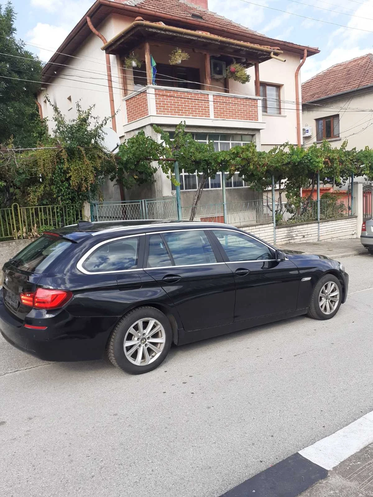 BMW 520, снимка 3 - Автомобили и джипове - 54640302