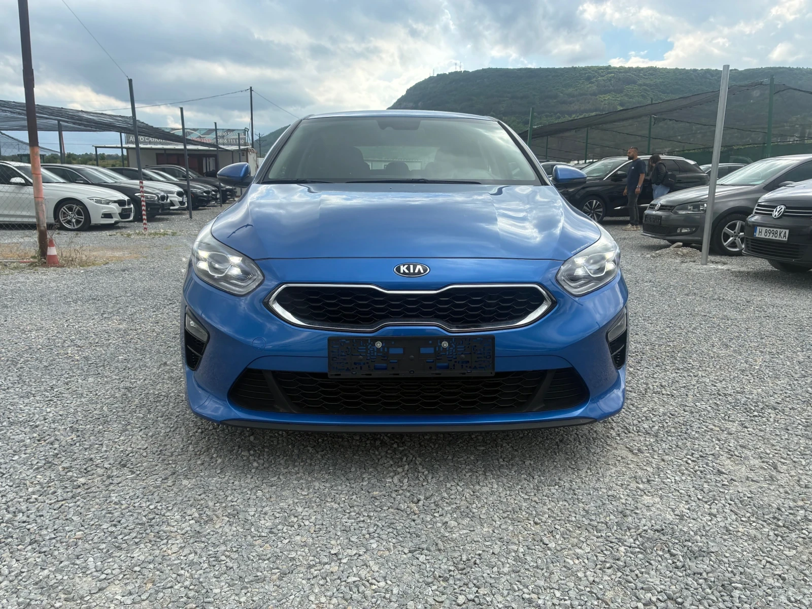 Kia Ceed 1.4 T-GDI SWISS, снимка 2 - Автомобили и джипове - 54713974