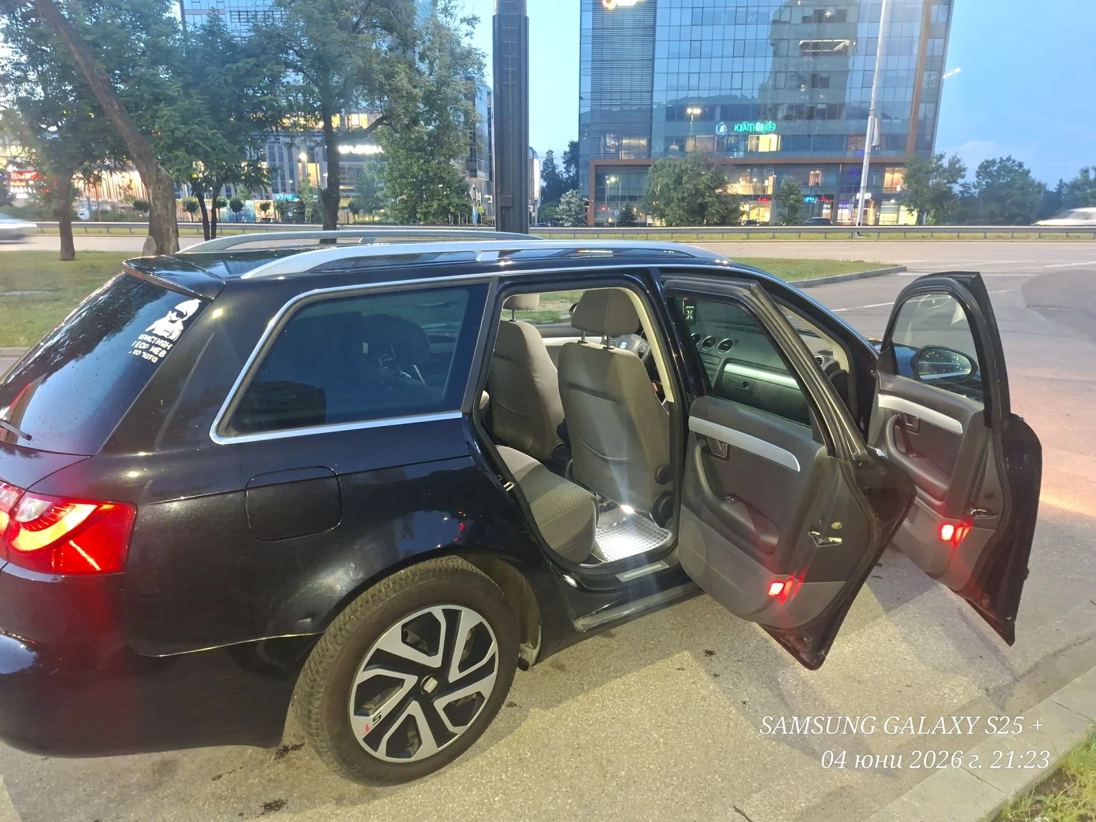 Seat Exeo 2.0TDI 143kn ST avtomatik CAGA , снимка 14 - Автомобили и джипове - 54784056