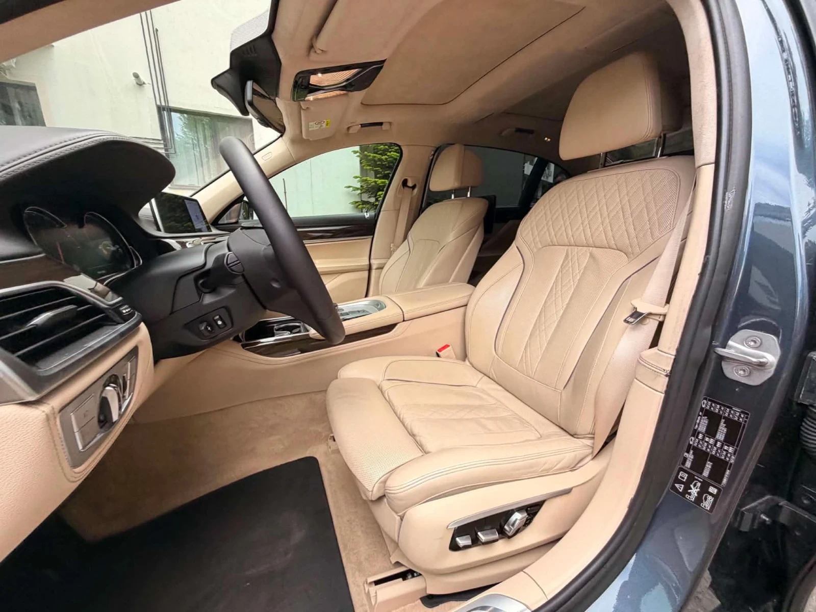 BMW 750 Long / Full, снимка 12 - Автомобили и джипове - 54883872