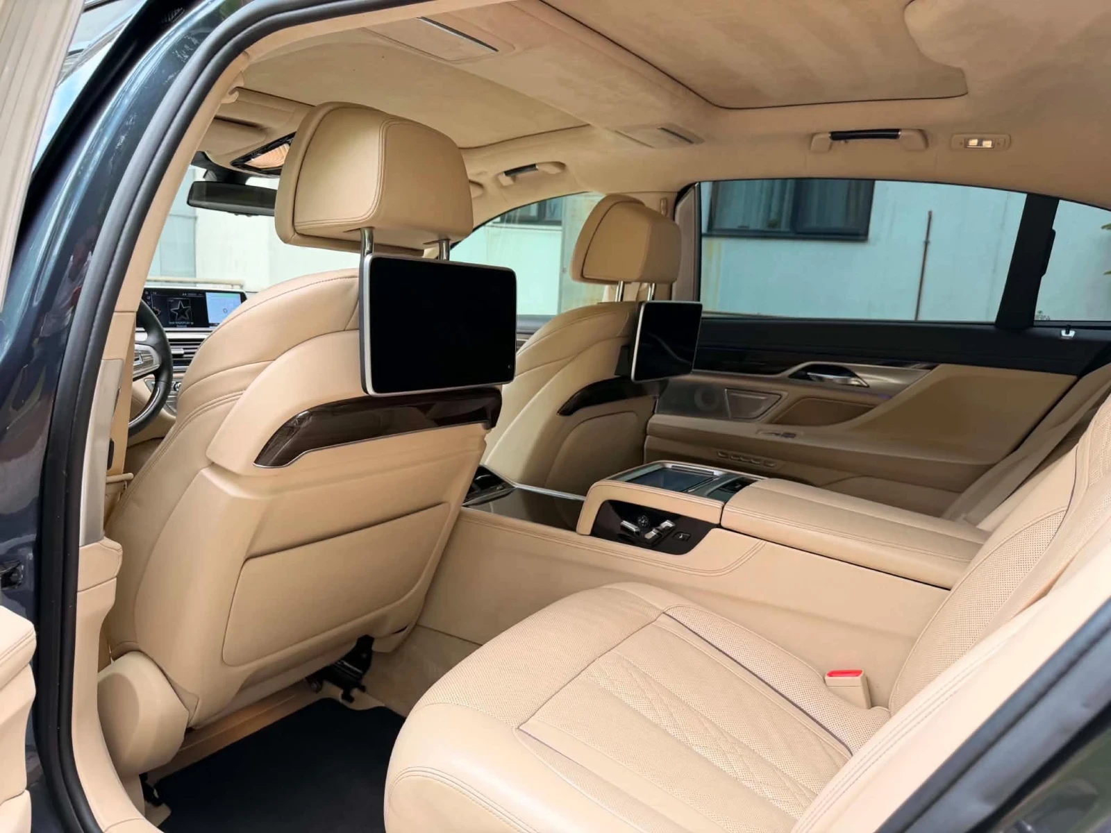 BMW 750 Long / Full, снимка 14 - Автомобили и джипове - 54883872