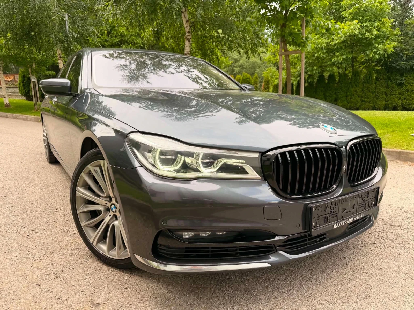 BMW 750 Long / Full
