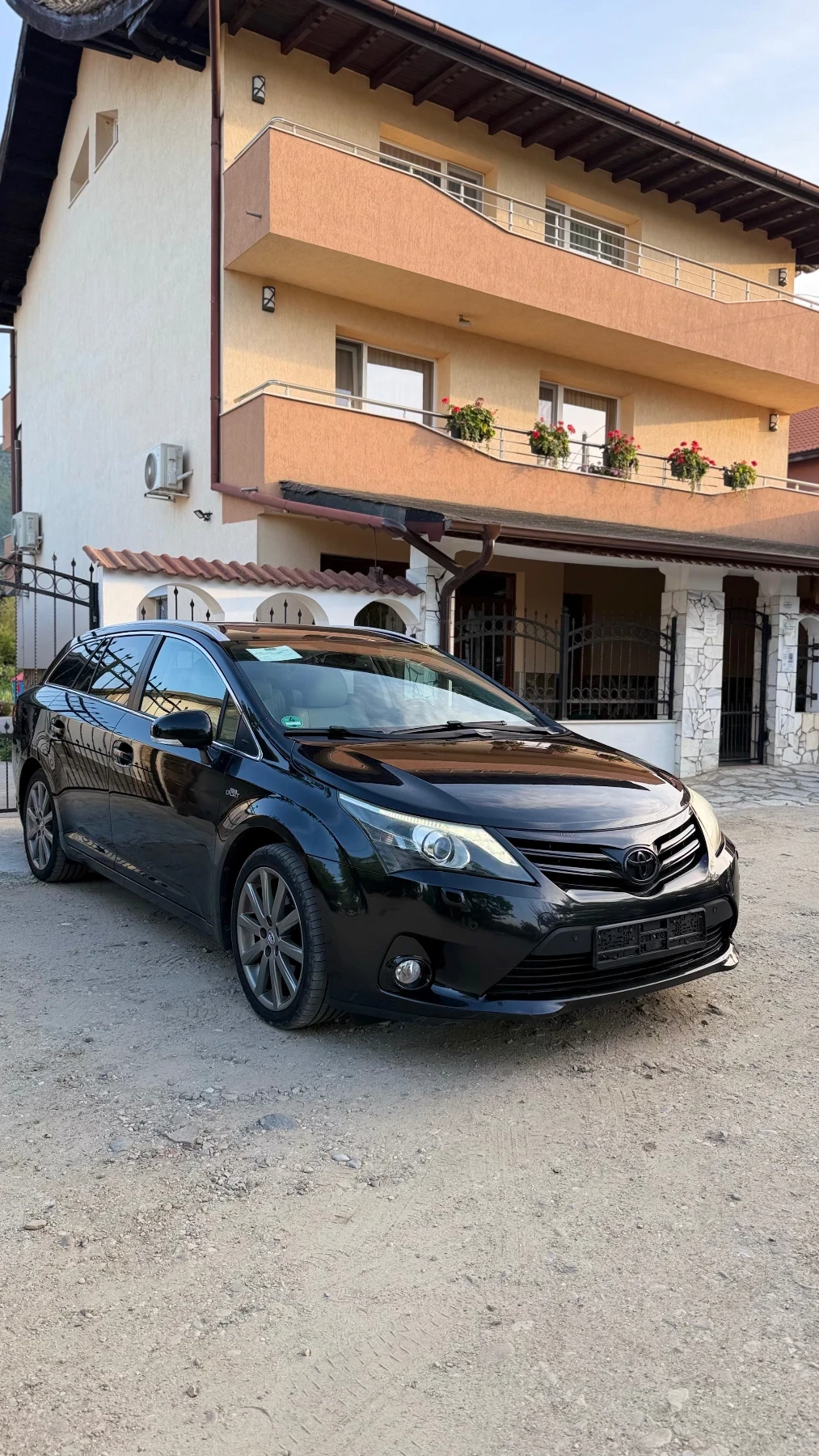 Toyota Avensis 2.2D/PREMIUM/FULL/FACE/, снимка 4 - Автомобили и джипове - 55105490