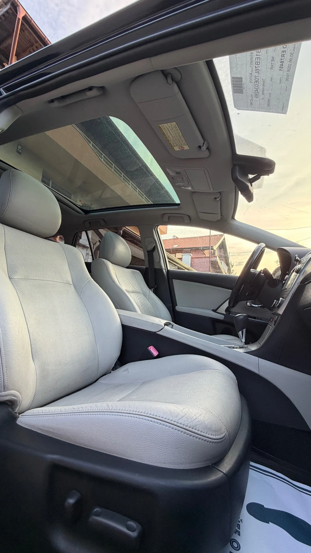Toyota Avensis 2.2D/PREMIUM/FULL/FACE/, снимка 9 - Автомобили и джипове - 55105490