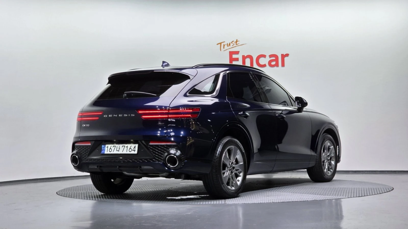 Genesis GV70 2.5* ЛЮК* KEYLESS* ПОДГРЕВ ВОЛАН* КРАЙНА ЦЕНА, снимка 2 - Автомобили и джипове - 55318962