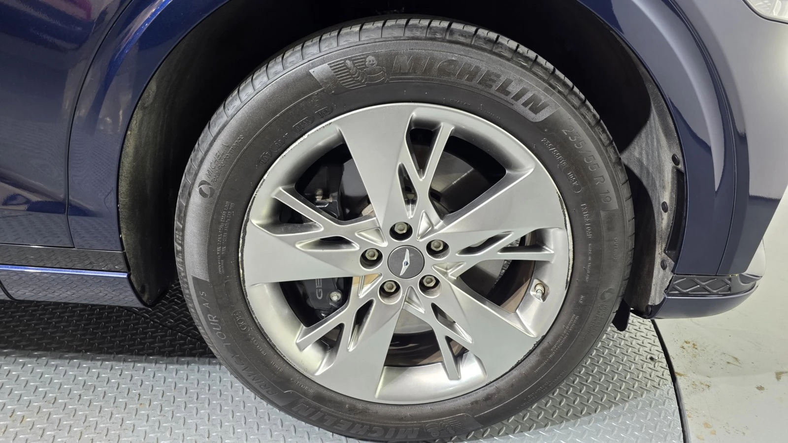 Genesis GV70 2.5* ЛЮК* KEYLESS* ПОДГРЕВ ВОЛАН* КРАЙНА ЦЕНА, снимка 5 - Автомобили и джипове - 55318962