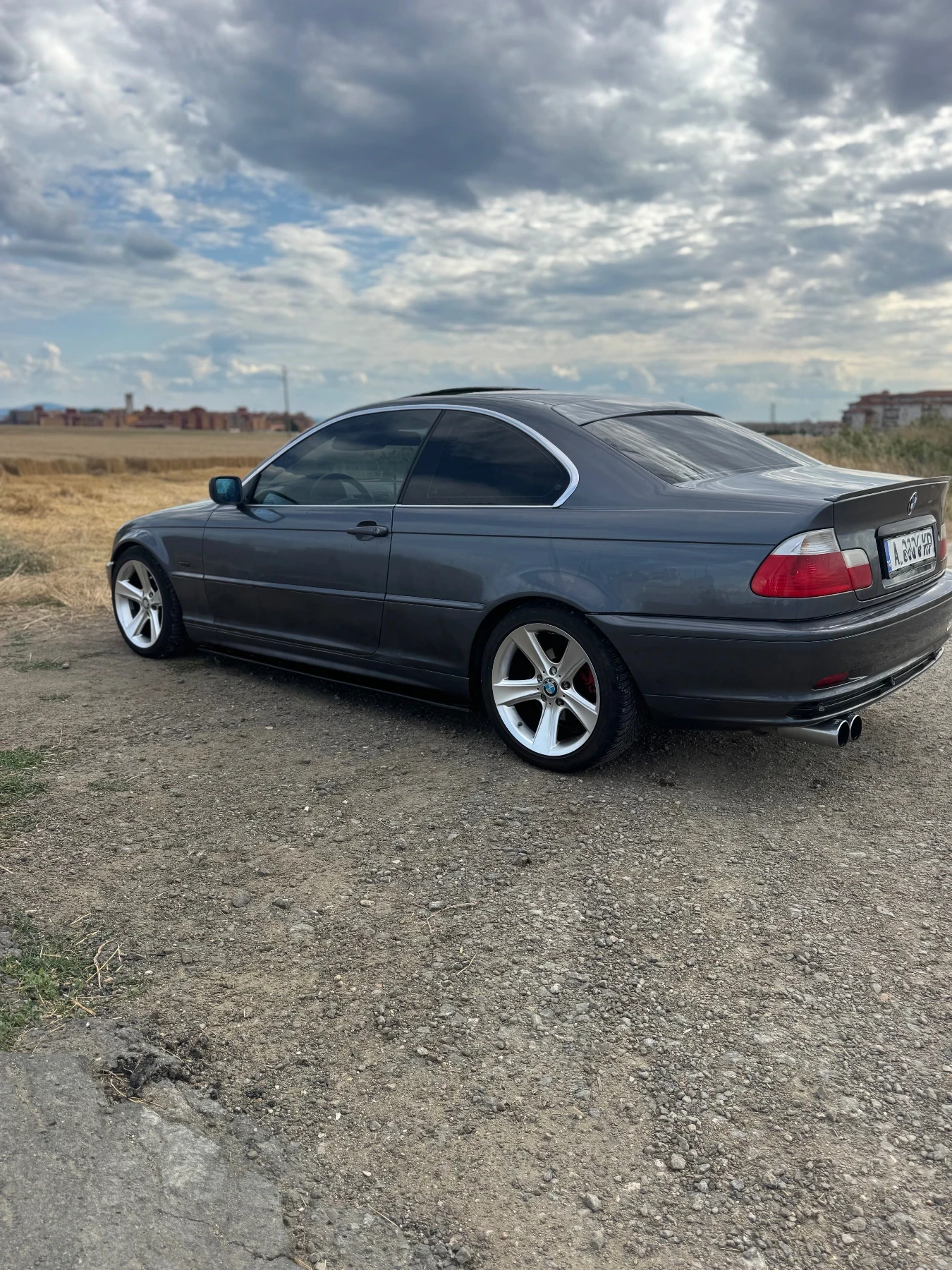 BMW 320, снимка 2 - Автомобили и джипове - 55420182