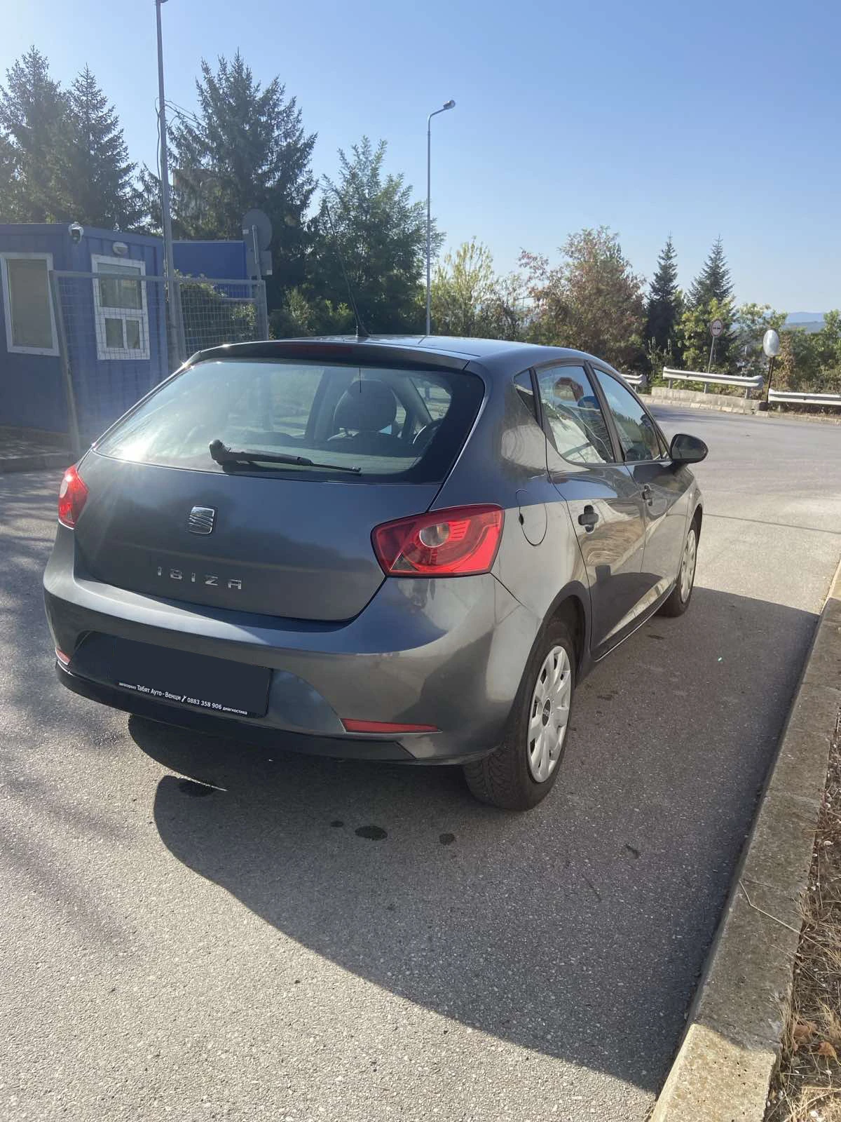 Seat Ibiza, снимка 4 - Автомобили и джипове - 55904543