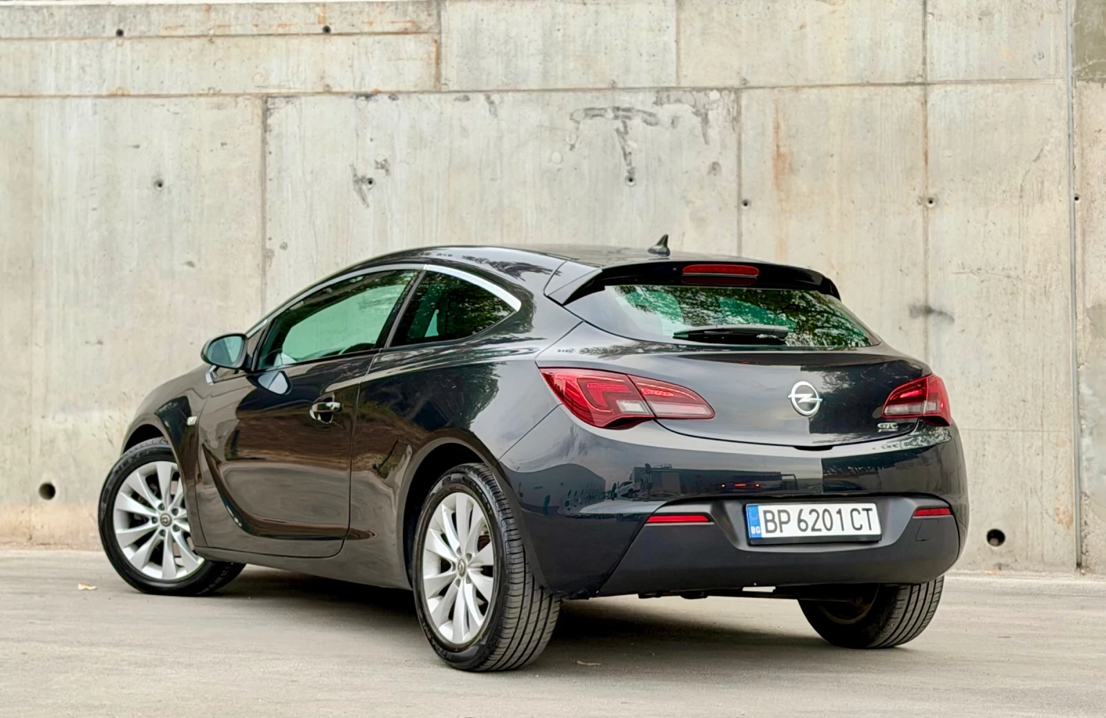 Opel Astra 1.7CDTi~110hp~GTC~НАВИГАЦИЯ, снимка 7 - Автомобили и джипове - 56280769