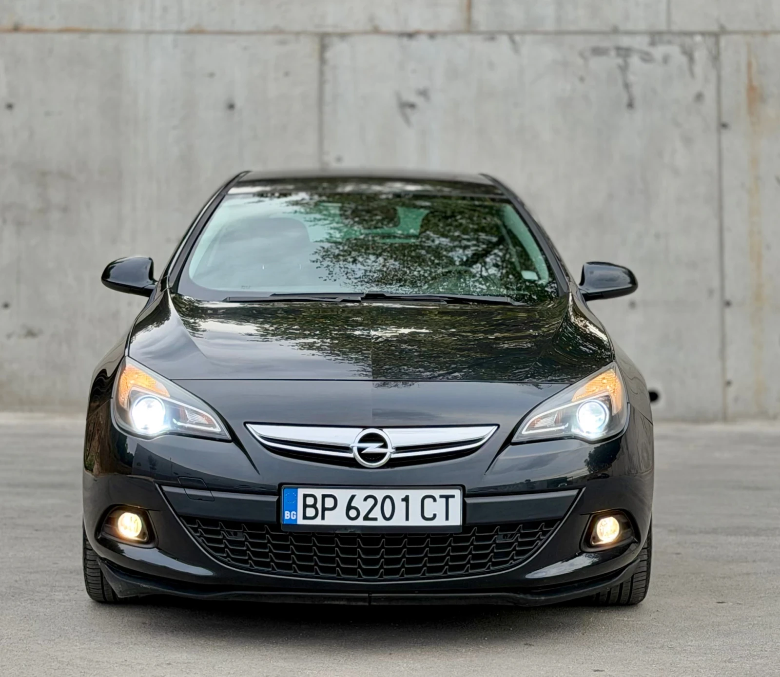 Opel Astra 1.7CDTi~110hp~GTC~НАВИГАЦИЯ, снимка 2 - Автомобили и джипове - 56280769