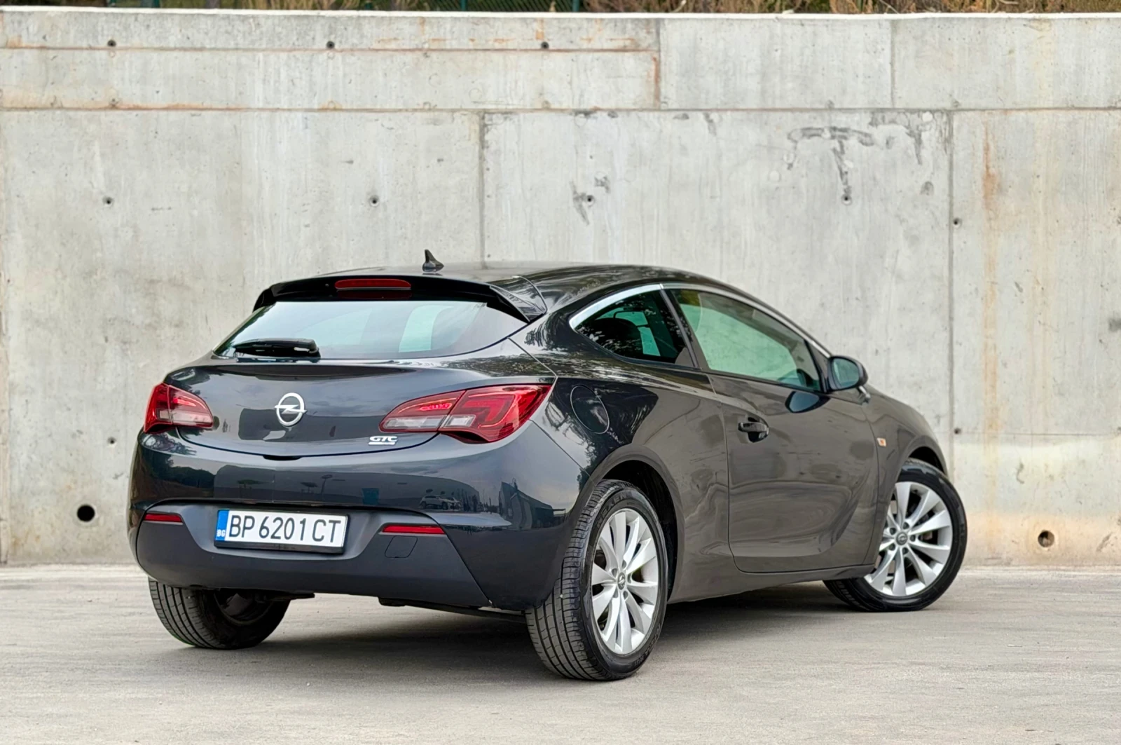 Opel Astra 1.7CDTi~110hp~GTC~НАВИГАЦИЯ, снимка 5 - Автомобили и джипове - 56280769