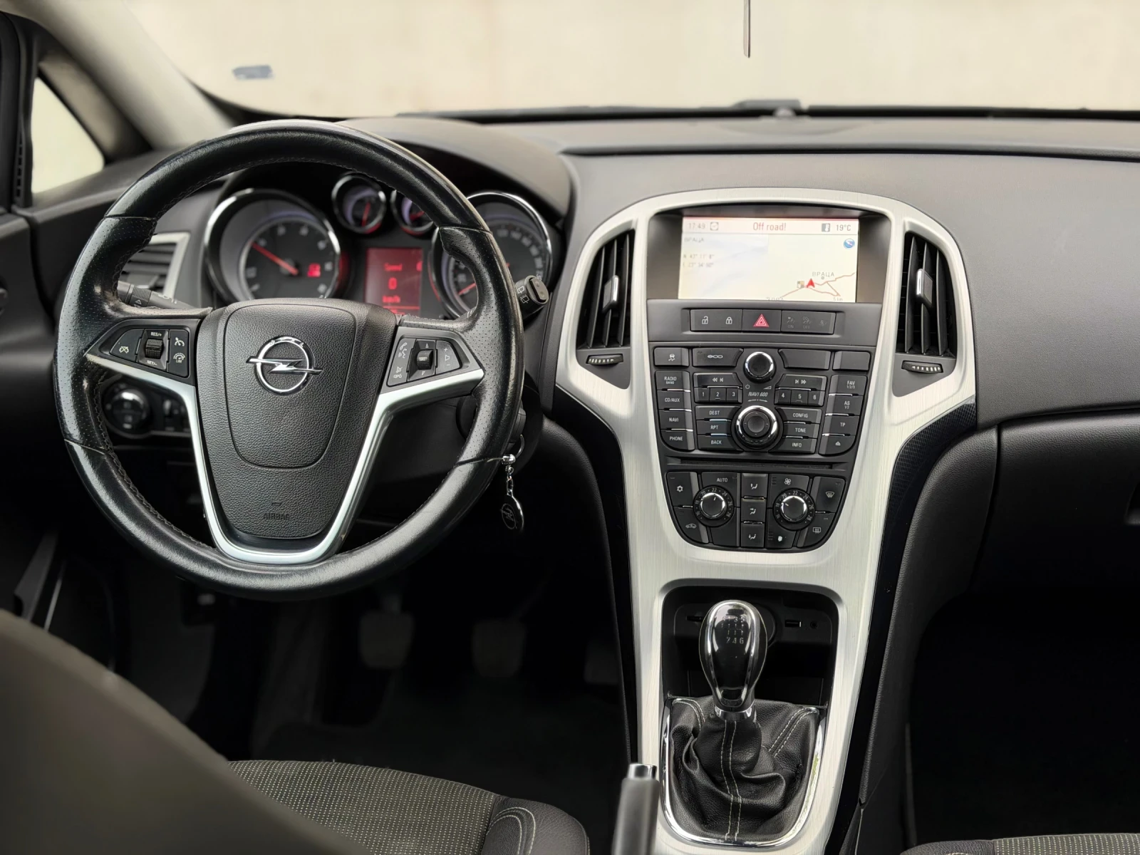 Opel Astra 1.7CDTi~110hp~GTC~НАВИГАЦИЯ, снимка 11 - Автомобили и джипове - 56280769