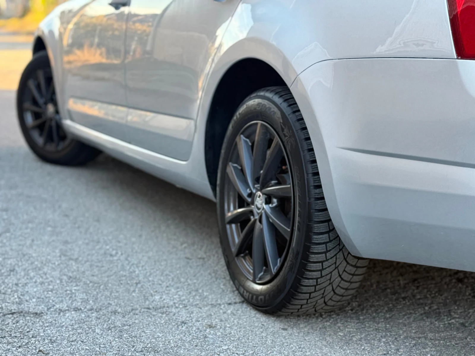 Skoda Octavia 1.6 TDI 105 k.c. | Mobile.bg � ����������� 8