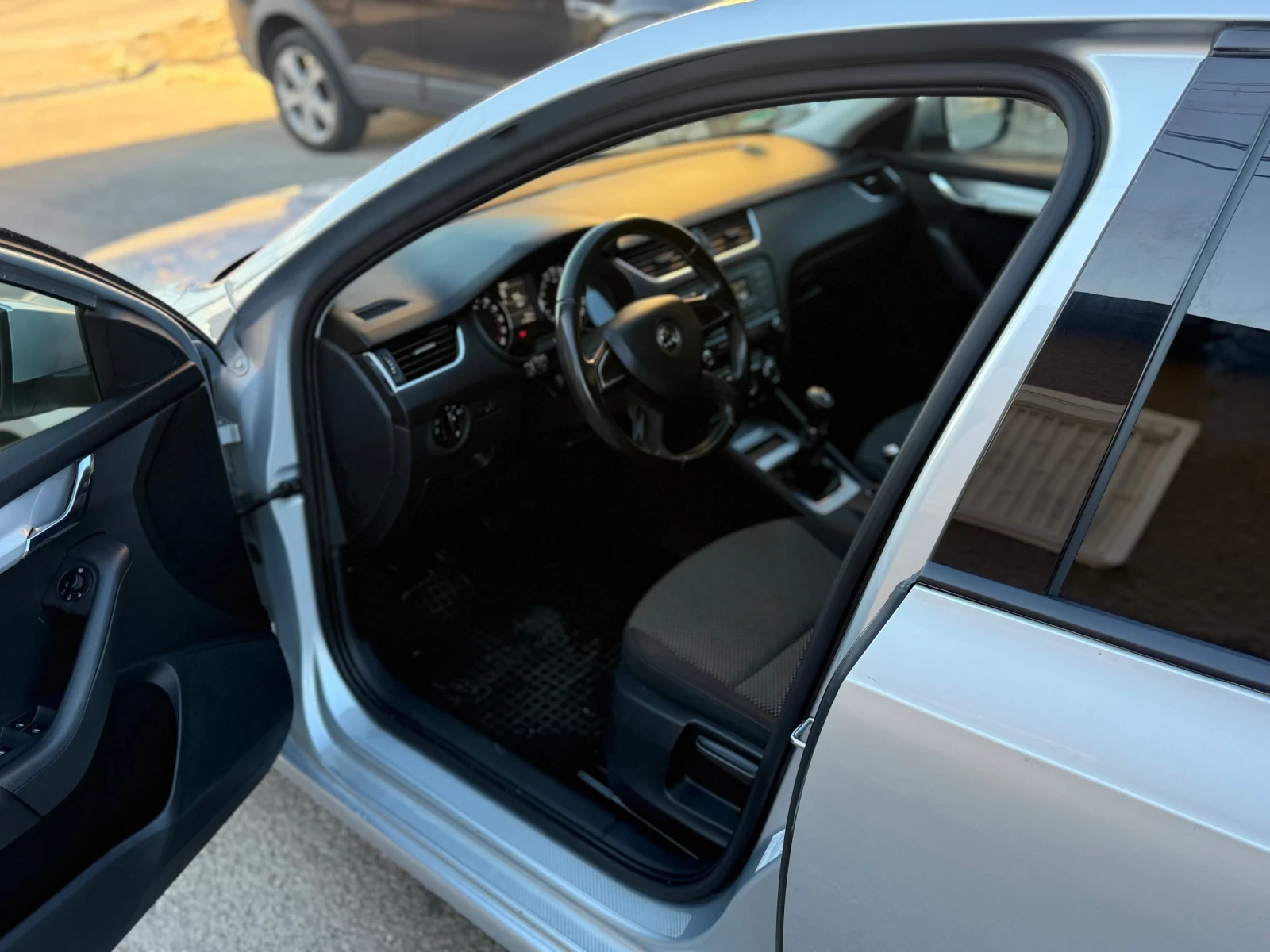 Skoda Octavia 1.6 TDI 105 k.c. | Mobile.bg � ����������� 9
