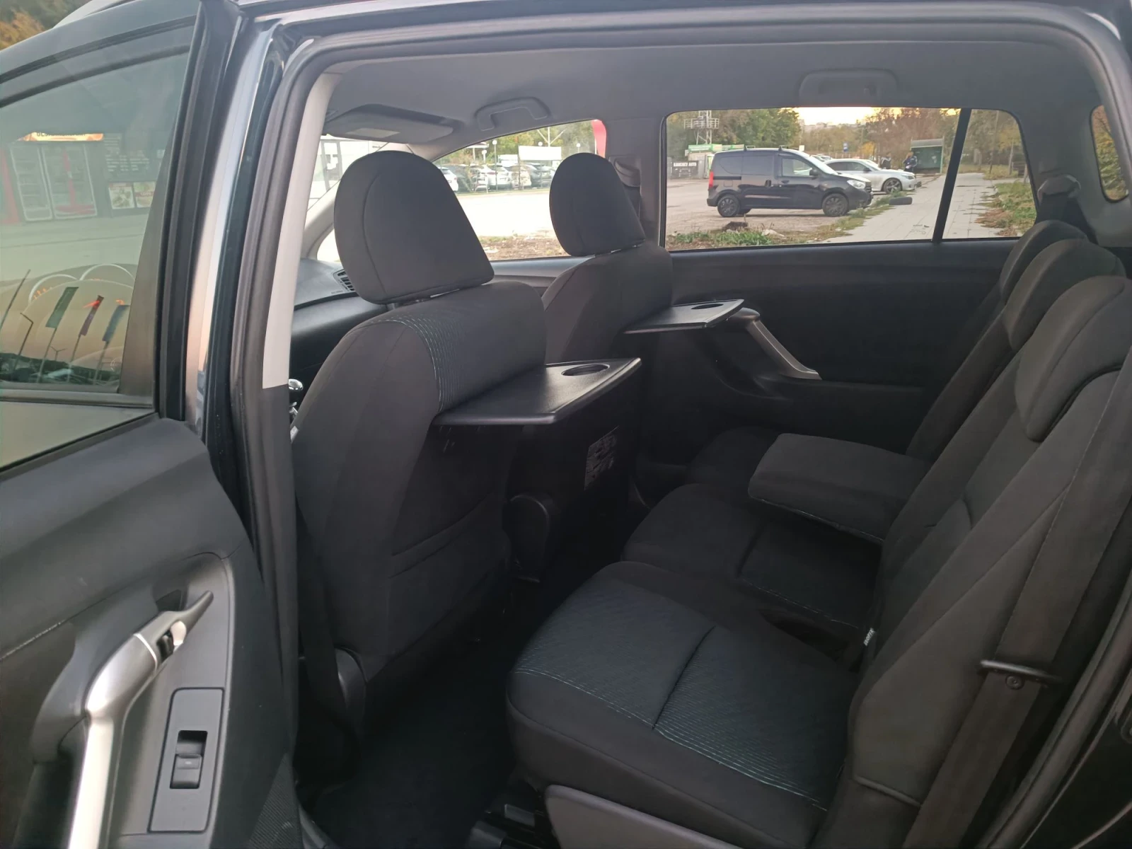 Toyota Verso 1.8i-147��-���������-�����-6��-NAVI-7� | Mobile.bg � ����������� 11
