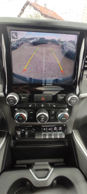 Dodge RAM 1500 BIGHORN 5.7HEMI-v8 CREW-CAB: TOP:TOP;TOP!!! | Auto.bg — изображение 17