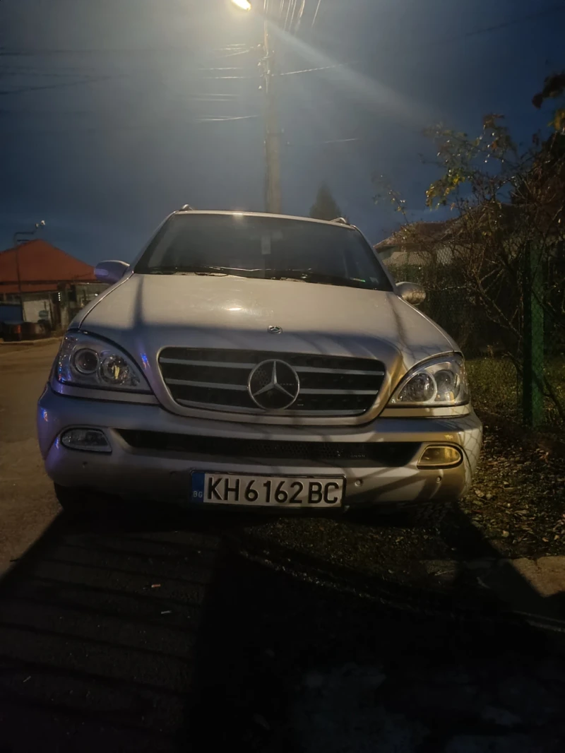 Mercedes-Benz ML 270, снимка 9 - Автомобили и джипове - 48418146