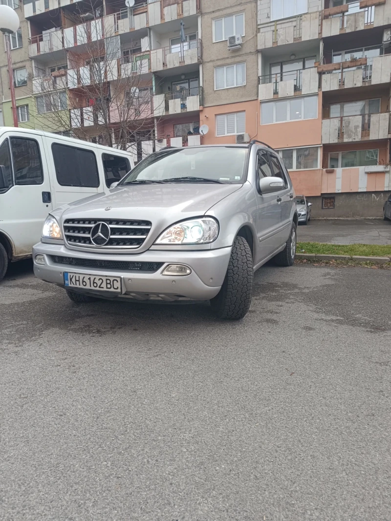 Mercedes-Benz ML 270, снимка 12 - Автомобили и джипове - 48418146