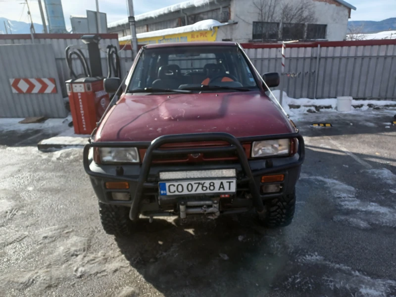 Nissan Terrano 2, снимка 1 - Автомобили и джипове - 48779868