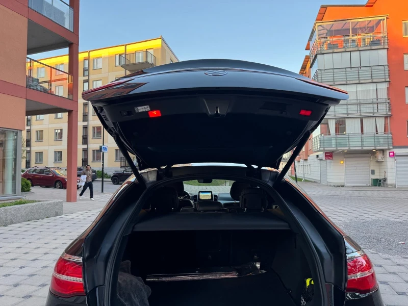 Mercedes-Benz GLE Coupe  350* 4matic* 9G-tronic* AMG* 360* Kamera, снимка 15 - Автомобили и джипове - 52670899